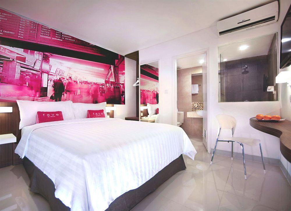 Favehotel Pgc Cililitan Jakarta Buitenkant foto